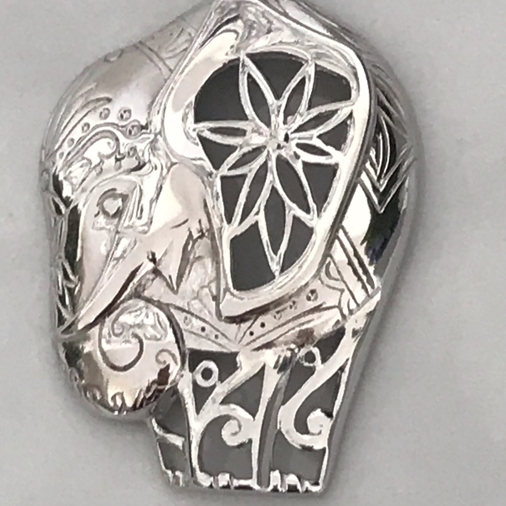New Balinese Elephant Pendant Necklace